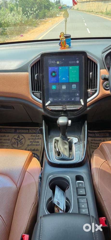 Mg Hector Plus Sharp Pro 1.5 Turbo Petrol Cvt 6 Str Dual Tone, 2023,..