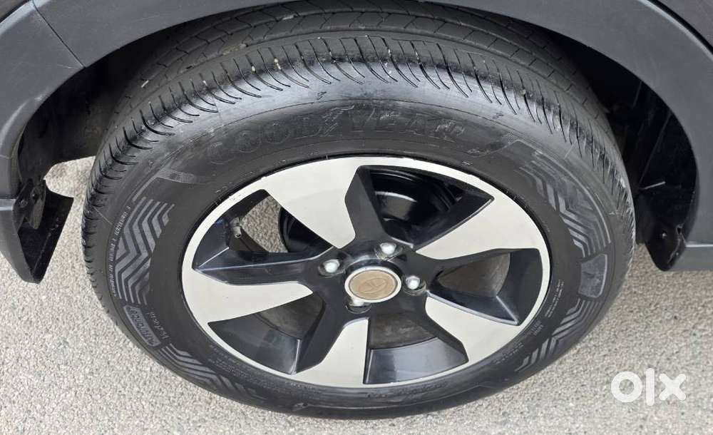 Tata Nexon 1.2 Revotron Xz Plus, 2018, Petrol