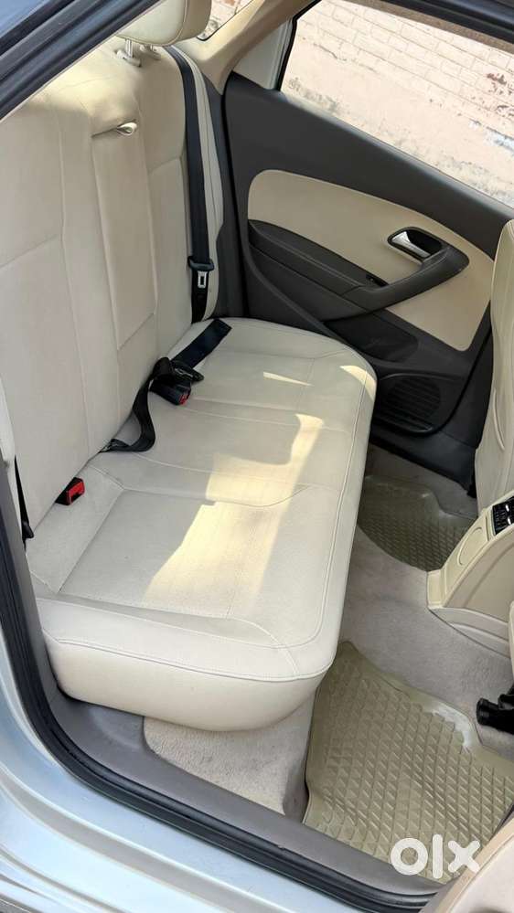 Volkswagen Vento 2010-2013 Petrol Highline, 2013, Petrol