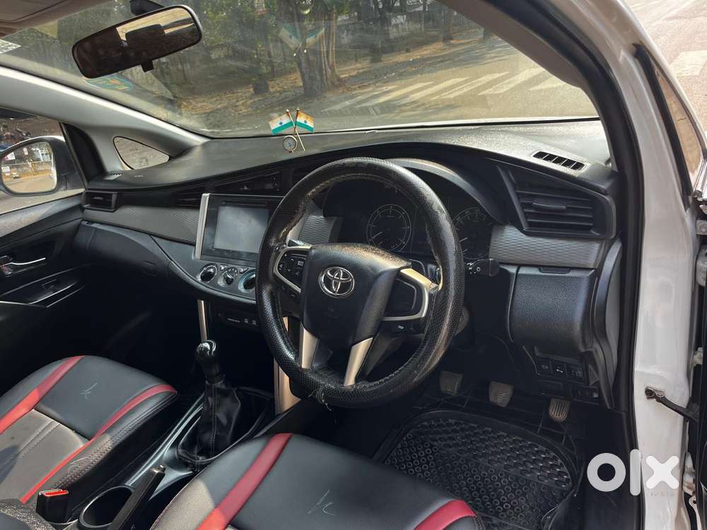 Toyota Innova Crysta [2020-ongoing] 2.4 Gx 8 Str, 2020, Diesel