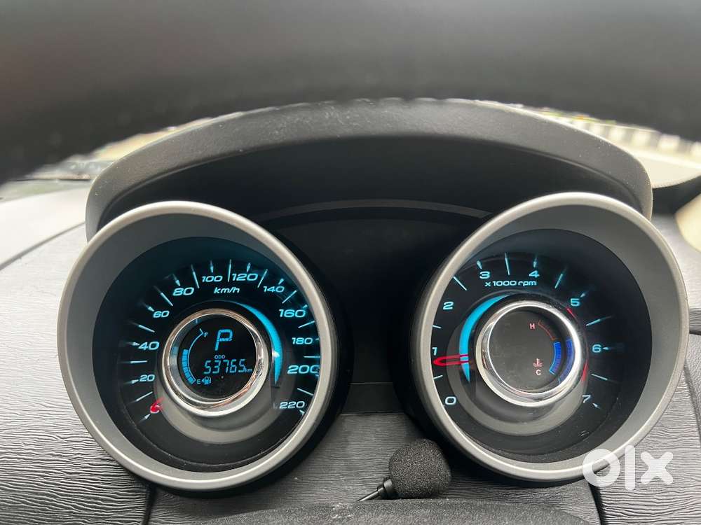 Mahindra Xuv 500 W10 Diesel Automatic In Excellent Condition