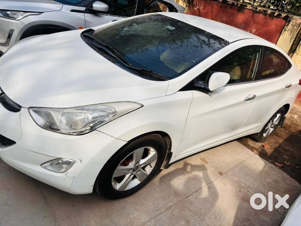 Hyundai Elantra 2013
