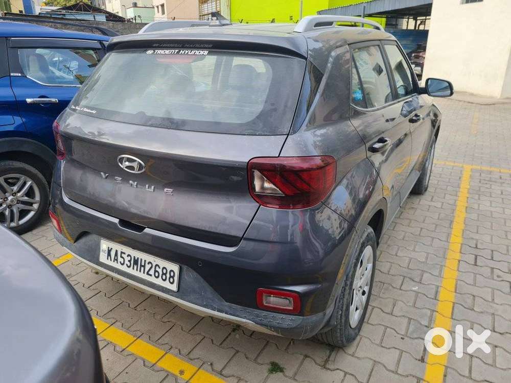 Hyundai Venue S Plus Mt 1.2 Kappa, 2021, Petrol