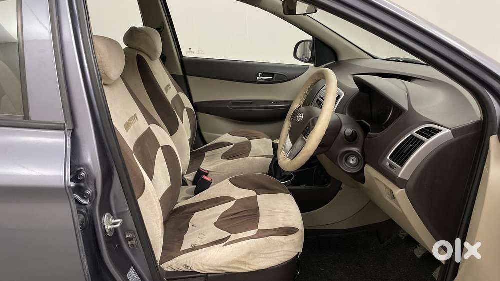 Hyundai I20 Sportz 1.2 Bs-iv, 2012, Petrol