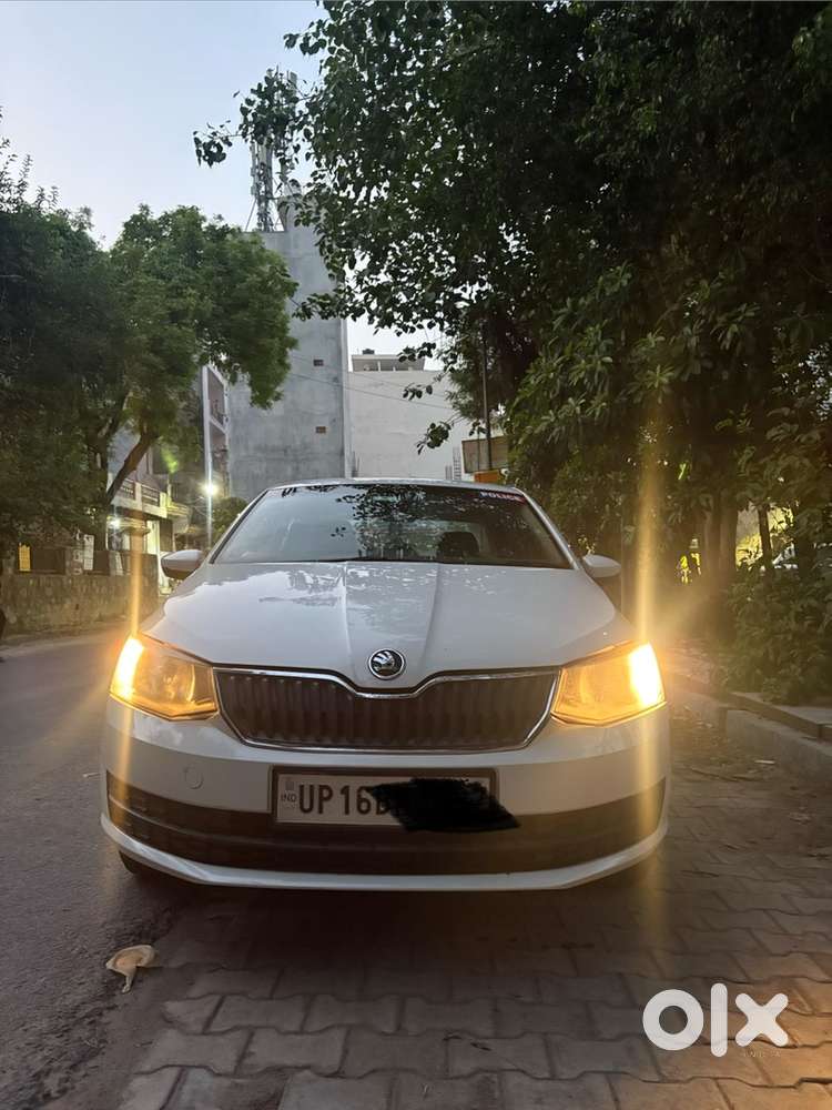 Skoda Rapid Petrol Manual 2017