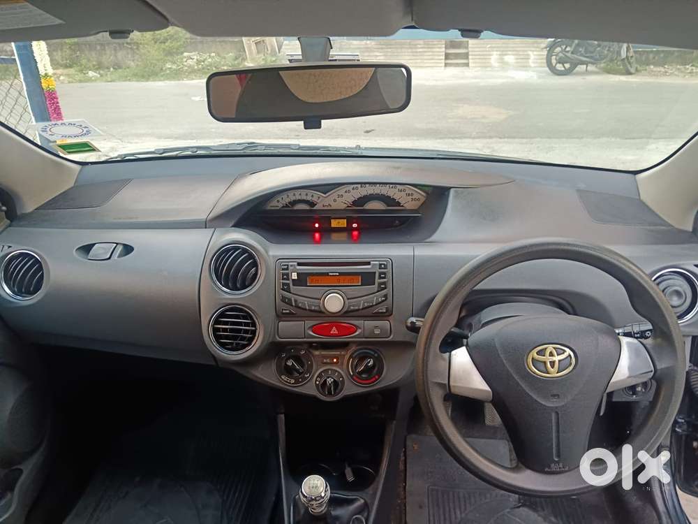 Toyota Etios 2010-2012 V, 2012, Petrol