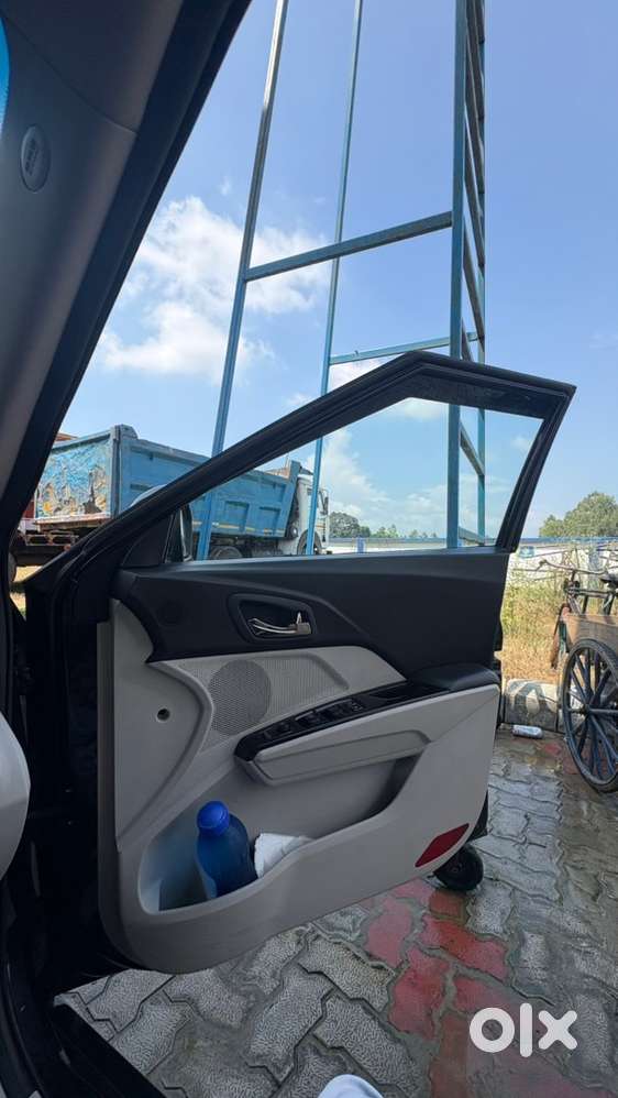 Mahindra Xuv400 El Pro 2024