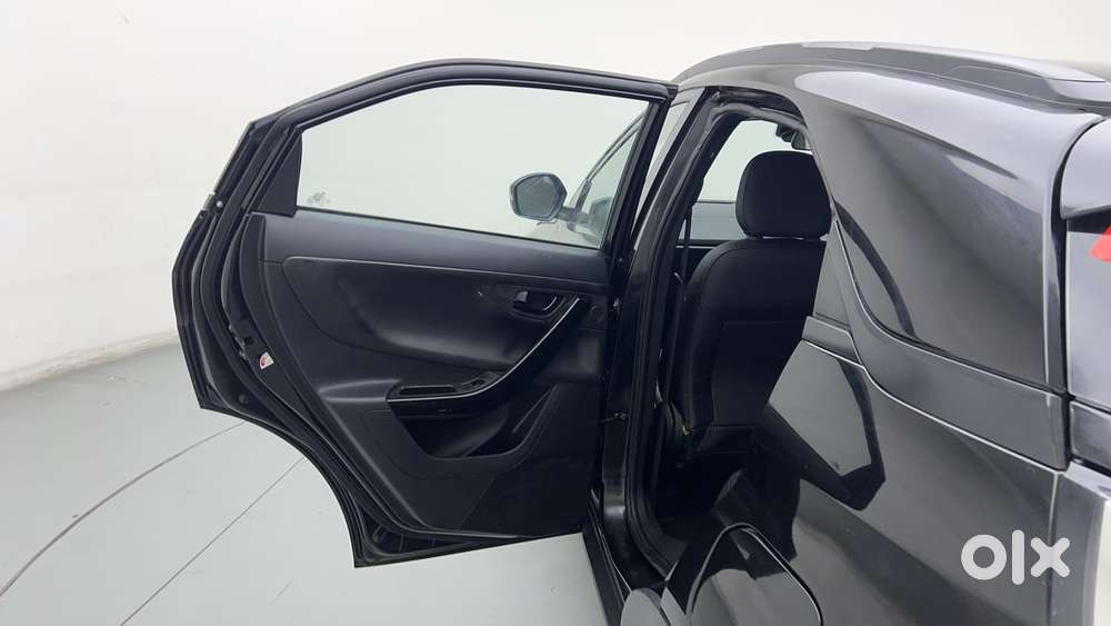 Tata Nexon 1.5 Revotorq Xza Plus (o) Dual Tone, 2022, Petrol