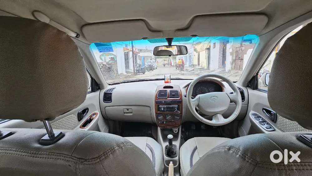 Hyundai Accent 1.5 2010 Model