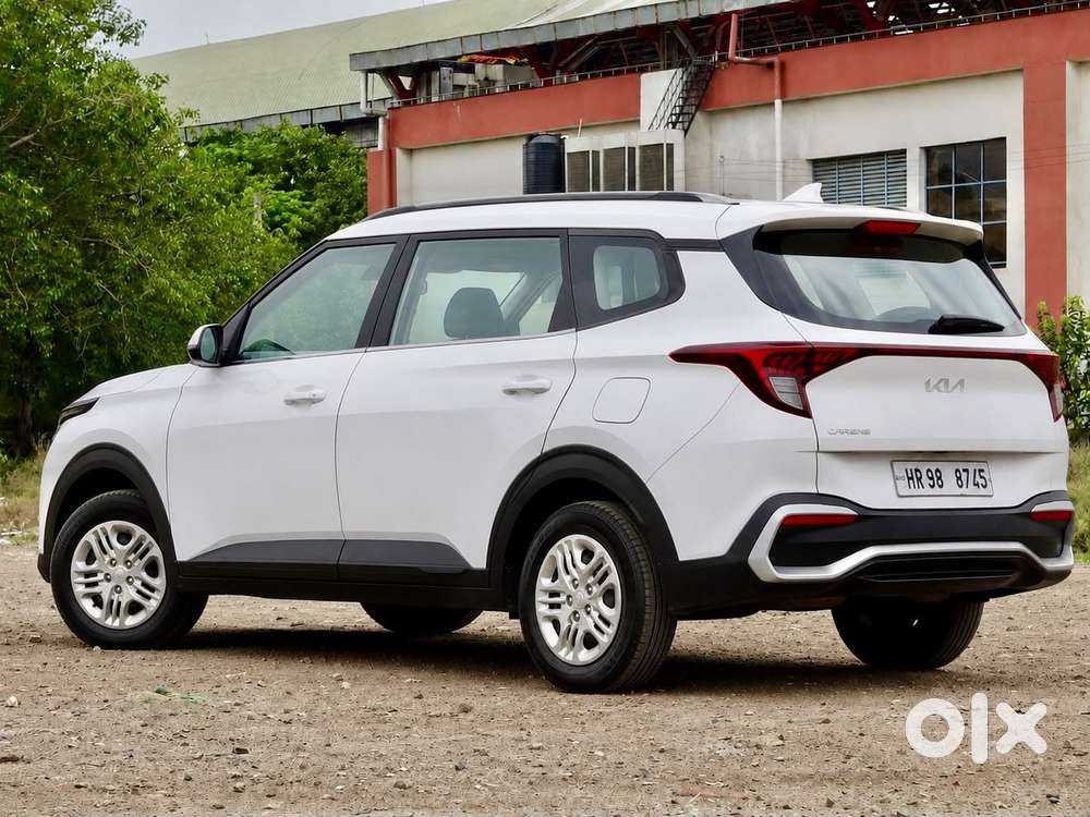Kia Carens 1.5 Premium 7 Str, 2023, Petrol