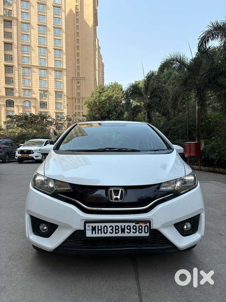 Honda Jazz 1.2 I-vtec – Best For Long Drives & City Driving