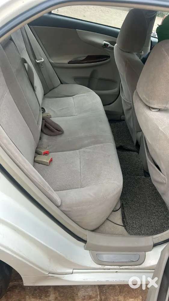 Toyota Corolla Altis 2011 Diesel Manual