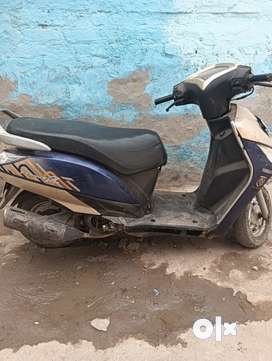 Used best sale scooty olx