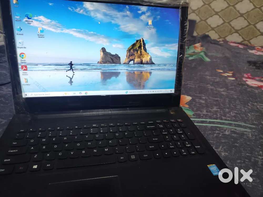LENOVO G 50/70 1TB HDD. 4GB RAM i3 4th generation
