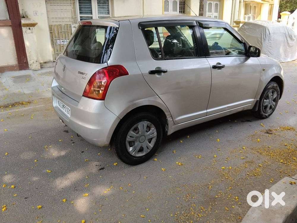 Maruti Suzuki Swift 2011-2014 Vxi, 2011, Petrol