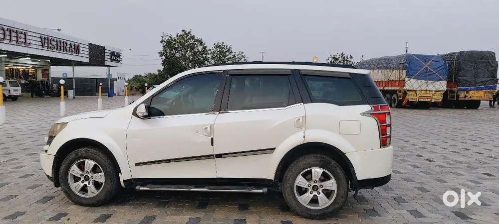 Xuv 500 W8