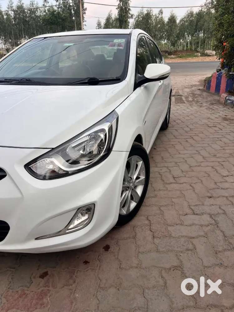 Hyundai Verna 1.6 Crdi Sx 2012