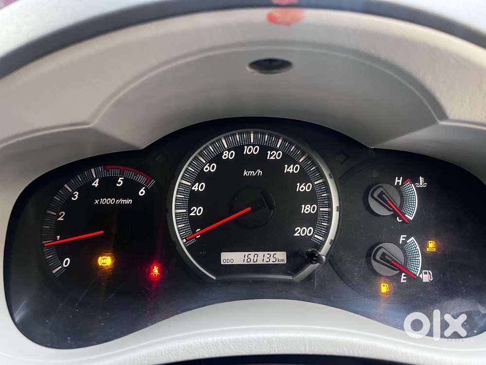 Toyota Innova 2.5 Z Diesel 7 Seater, 2014, Diesel