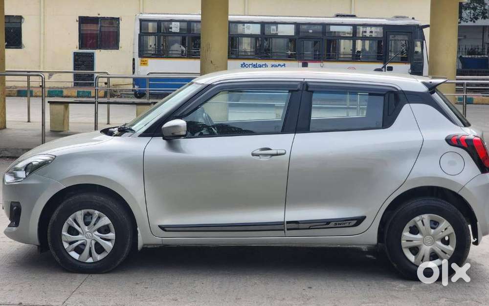 Maruti Suzuki Swift Vxi + Manual, 2023, Diesel