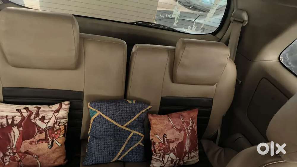 Toyota Innova 2.5 G 2013