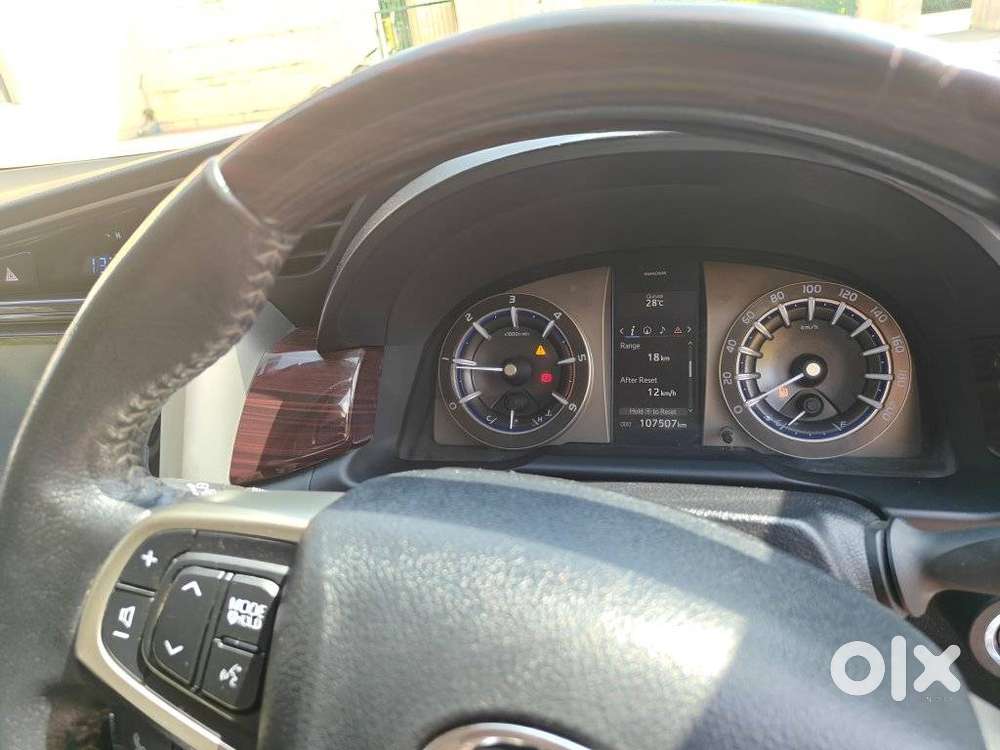 Toyota Innova Crysta 2.4 Z 7 Str, 2016, Diesel