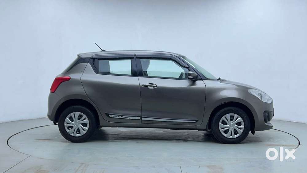 Maruti Suzuki Swift Vvt Vxi, 2022, Petrol