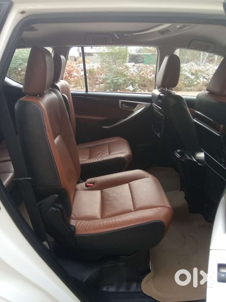 Toyota Innova Crysta 2.8z Automatic, 2017, Diesel