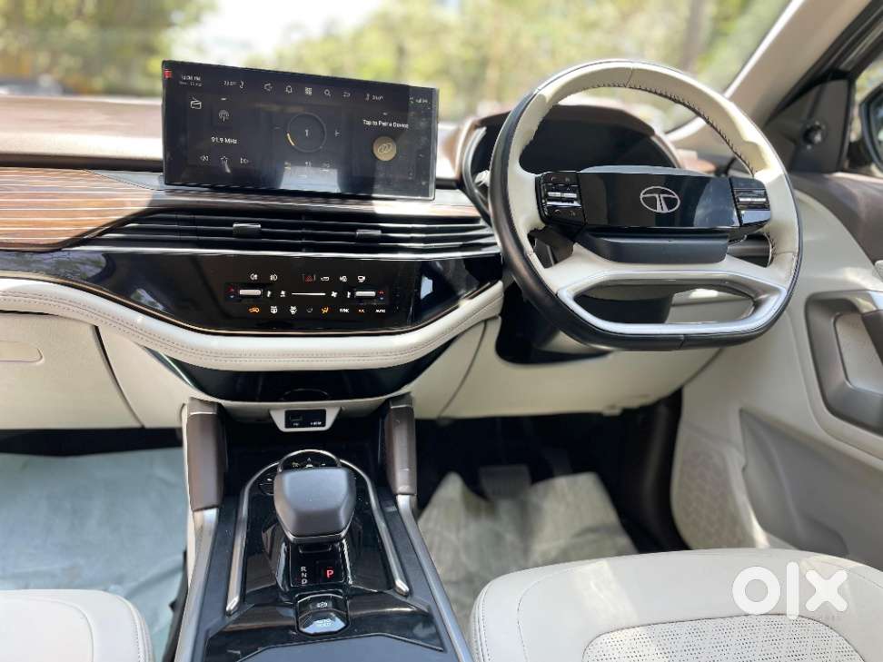 Tata Safari Accomplished Plus Dual Tone At, 2023, Diesel