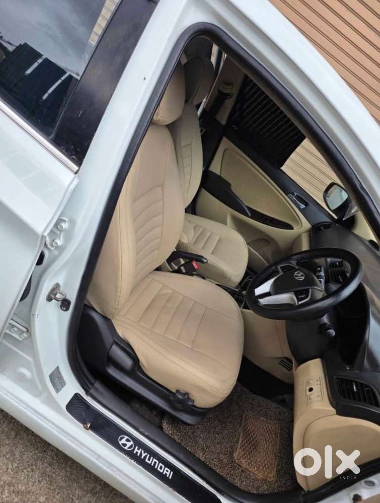 Hyundai Verna 2011 Cng & Hybrids 100000 Km Driven