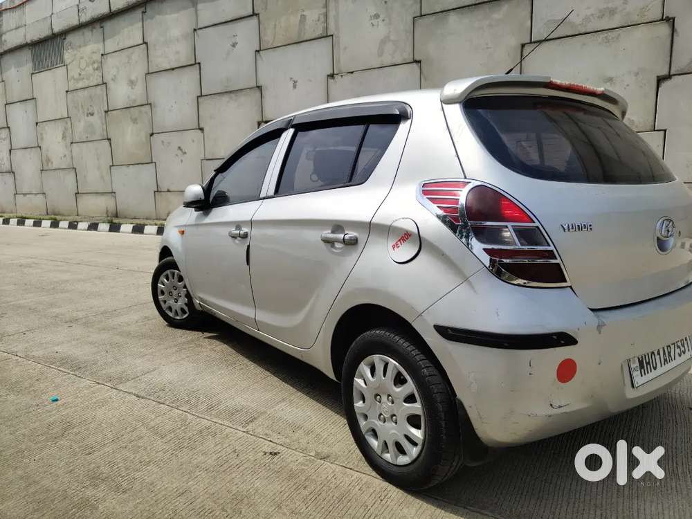 Hyundai I20(megna 1.2) Petrol Manual 2010