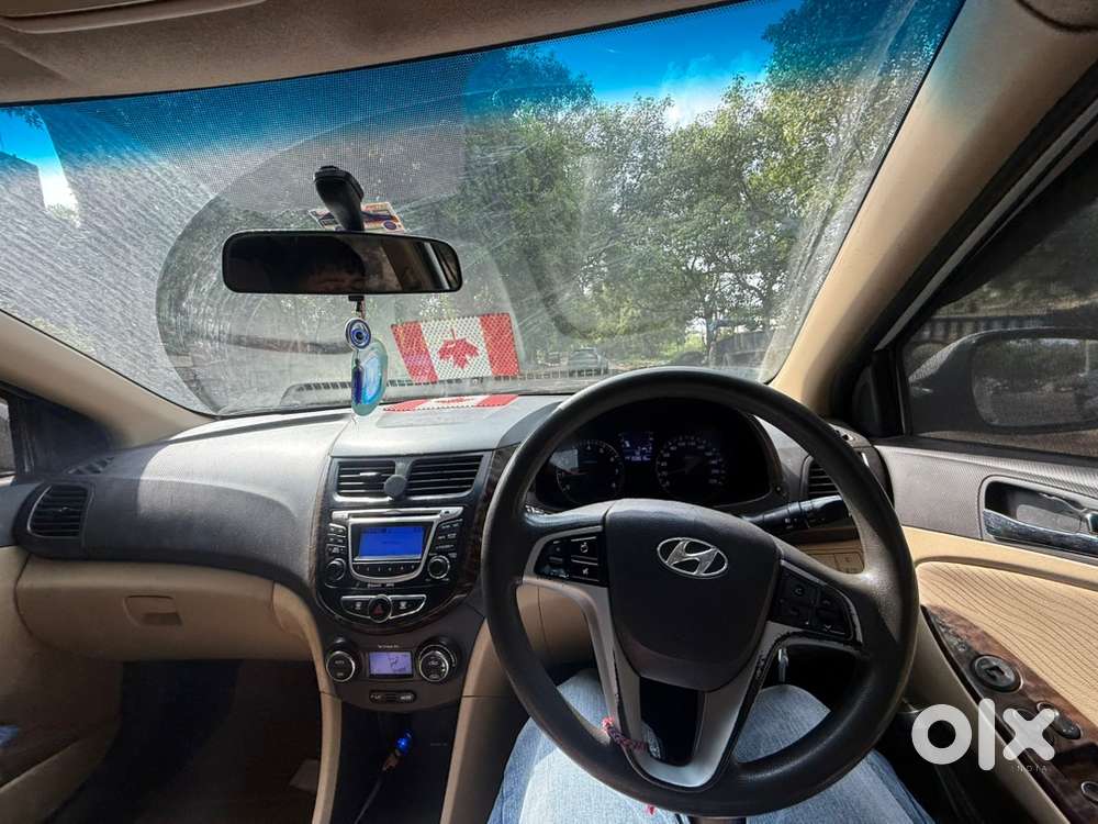 Hyundai Fluidic Verna 2011