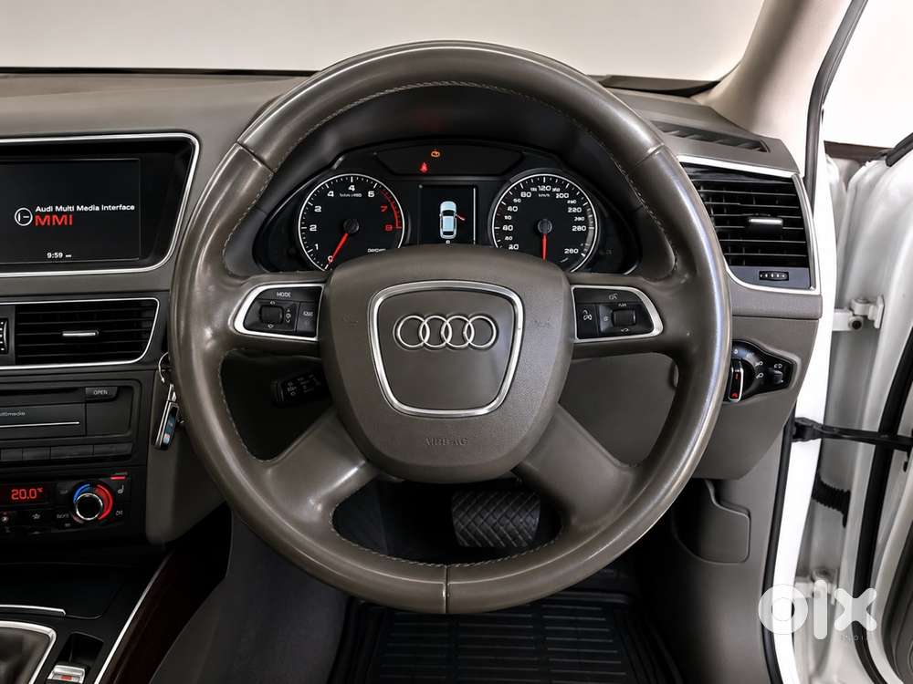 Audi Q5 Quattro 2.0 Petrol 2011