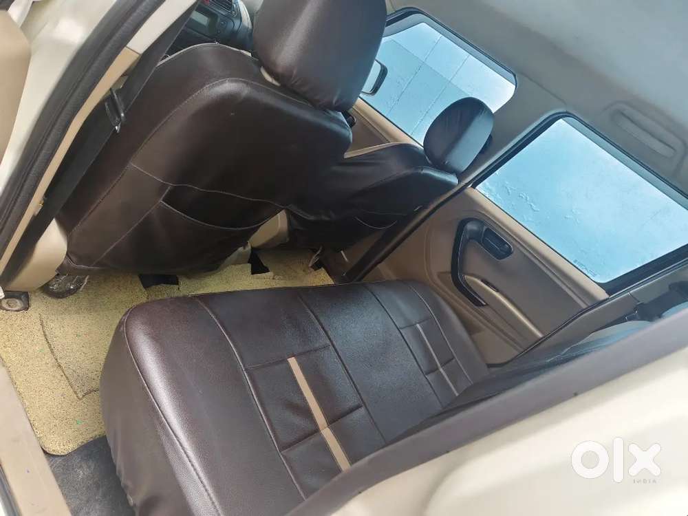 Mahindra Tuv 300 T6+ 2017