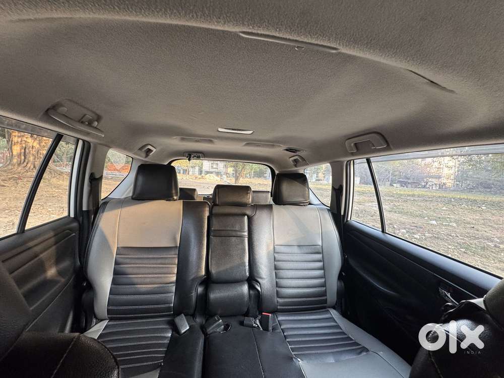 Toyota Innova Crysta 2.7 Gx At 8s, 2019, Diesel