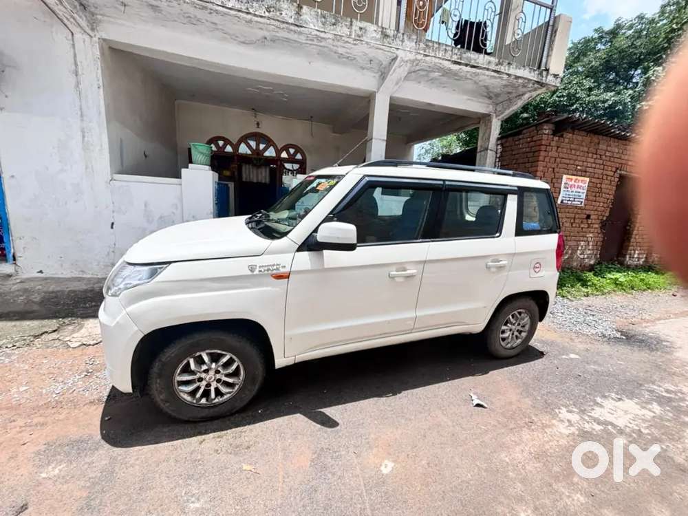 Mahindra Tuv 300 2018