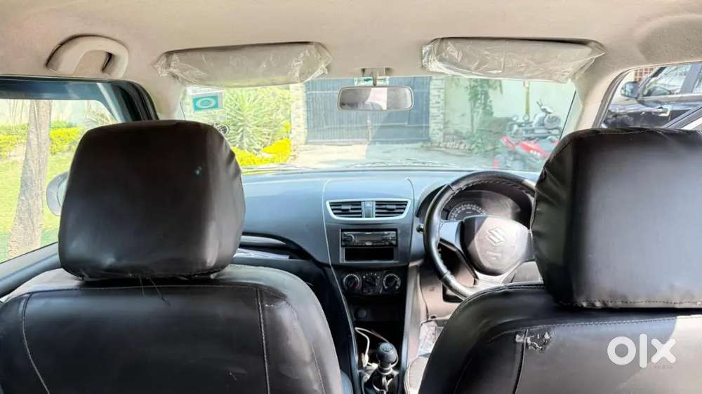 Maruti Suzuki Swift 2017 Petrol 75000 Km Driven