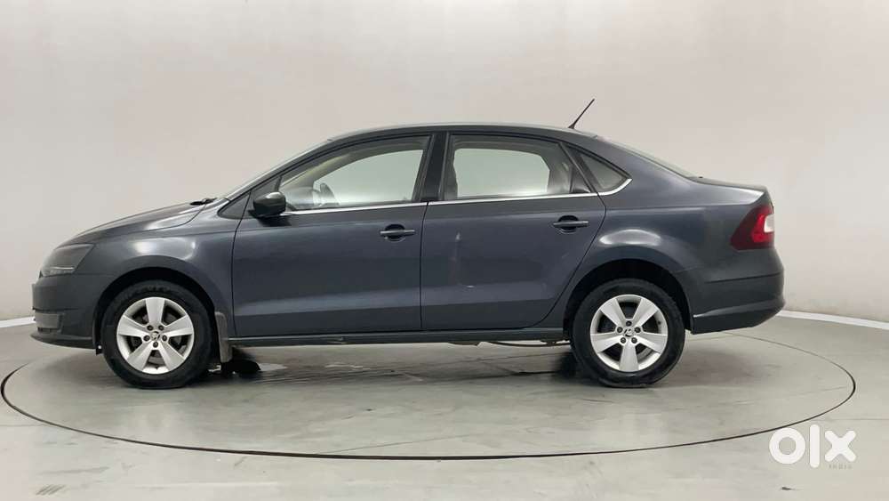 Skoda Rapid Tsi Active 1.0 Mt, 2020, Petrol