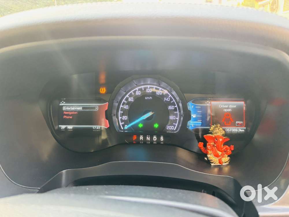 Ford Endeavour 2.2 Titanium At 4x2, 2018, Diesel