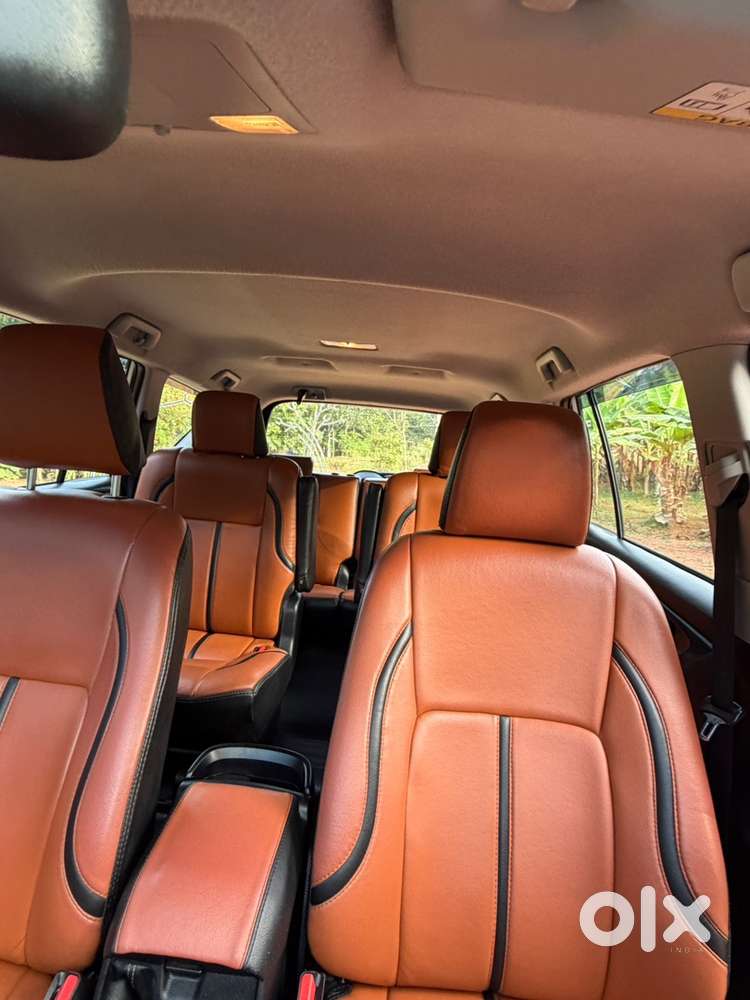 Toyota Innova Crysta 2018 Diesel Well Maintained