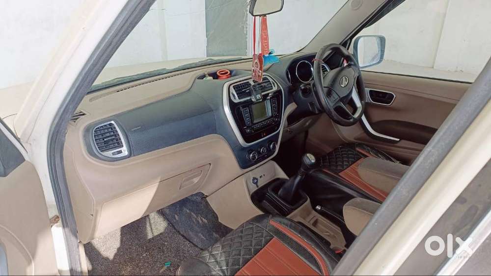 Mahindra Tuv 300 2019 Diesel 150000 Km Driven
