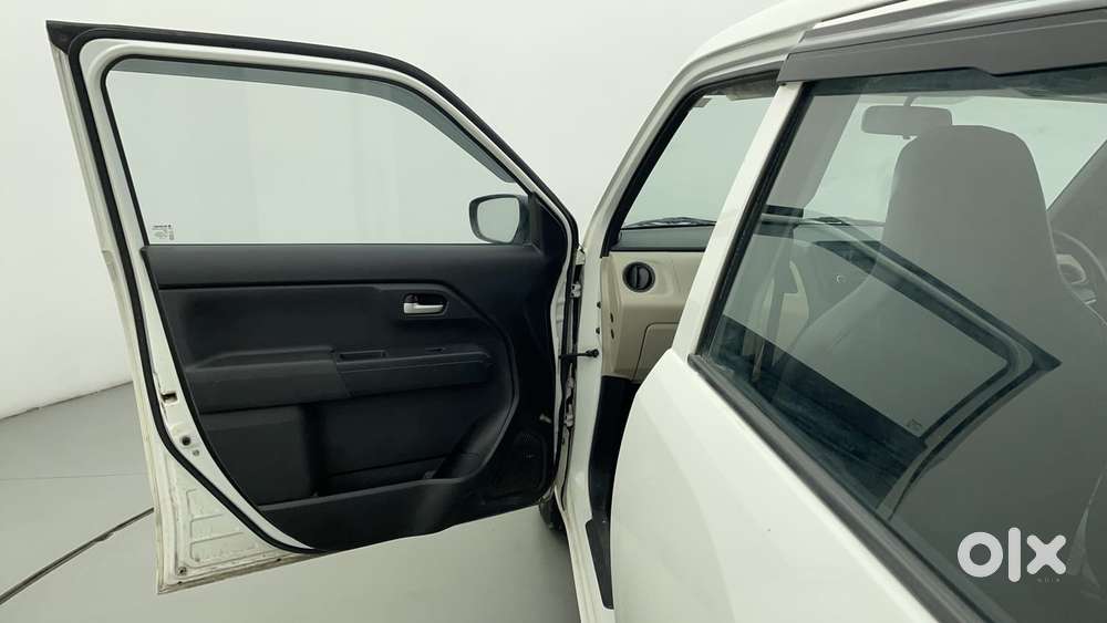 Maruti Suzuki Wagon R 1.0 Vxi Amt, 2019, Petrol