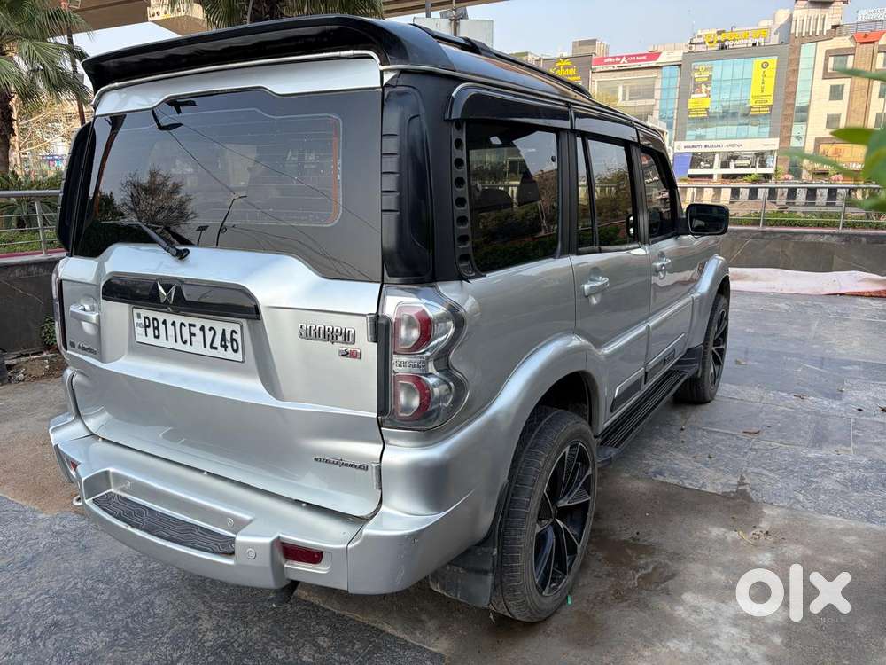 Mahindra Scorpio S10, 2017, Diesel
