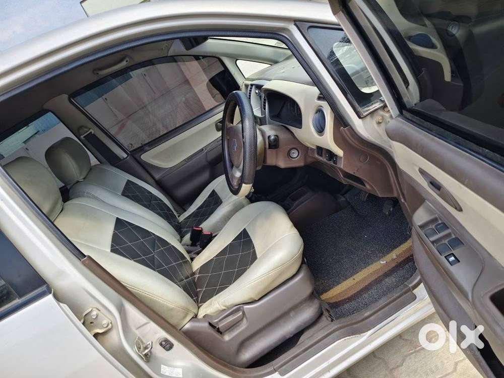 Maruti Suzuki Zen Estilo Vxi Bsiv, 2013, Petrol