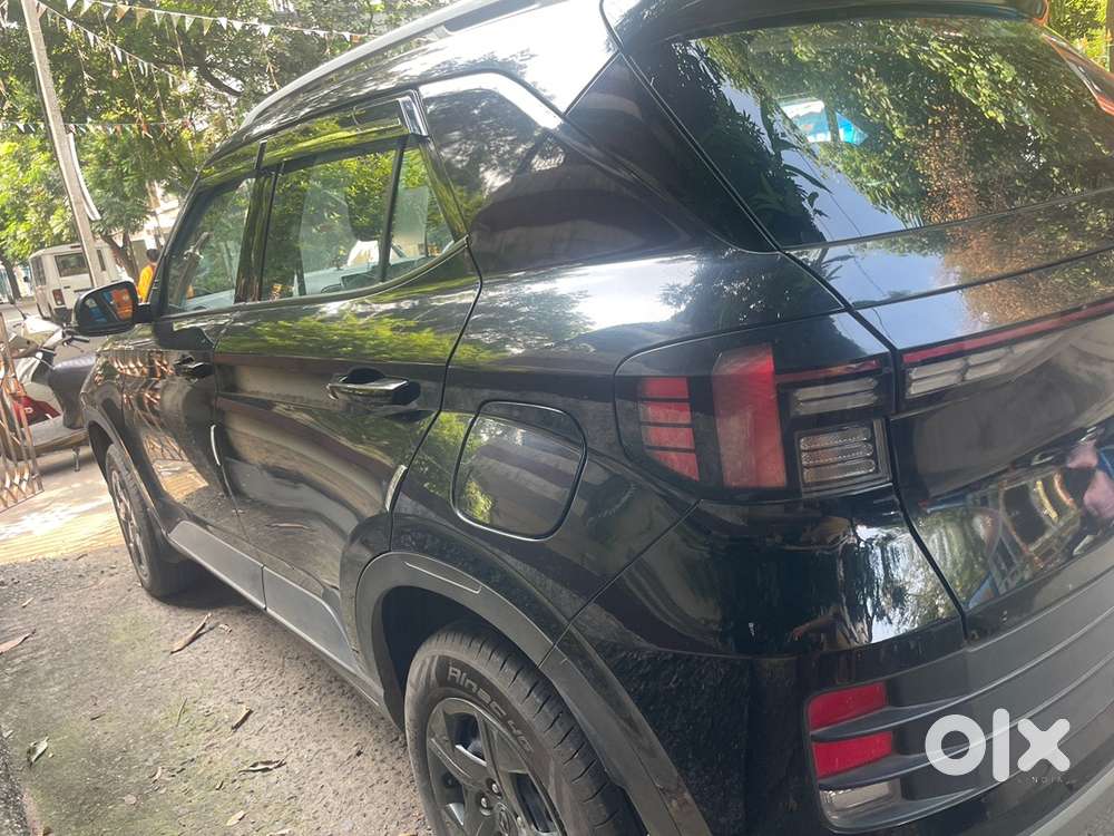 Hyundai Venue Petrol 38000 Km Driven