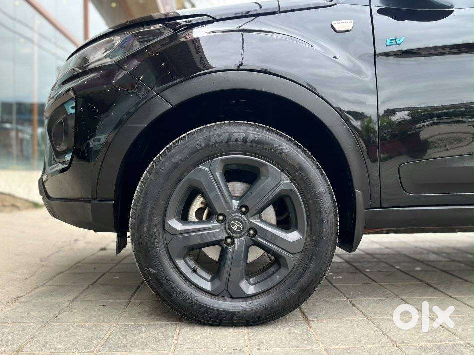 Tata Nexon Ev Xz Plus Dark Edition, 2022, Electric