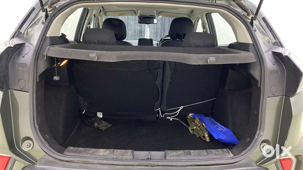 Tata Nexon 1.2 Revotron Xz Plus Premium, 2022, Petrol