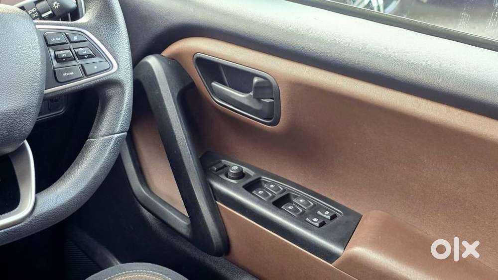 Mahindra Scorpio-n 2.2 Z4 Diesel At 7 Str, 2024, Diesel