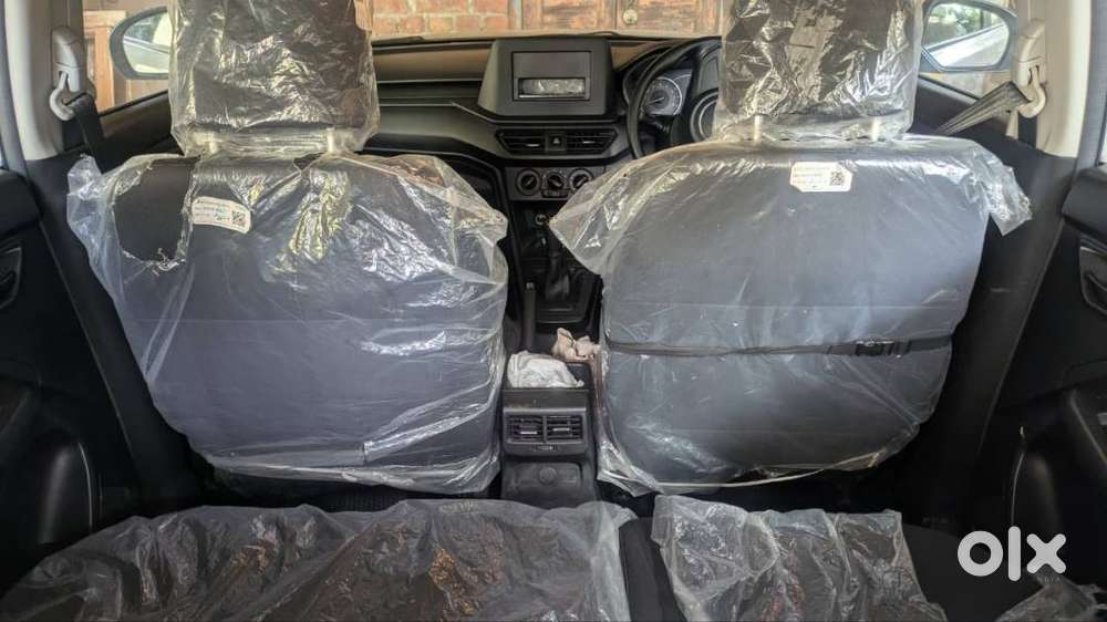 New Car Model Breeza Lxi Driven Only 2500 Km