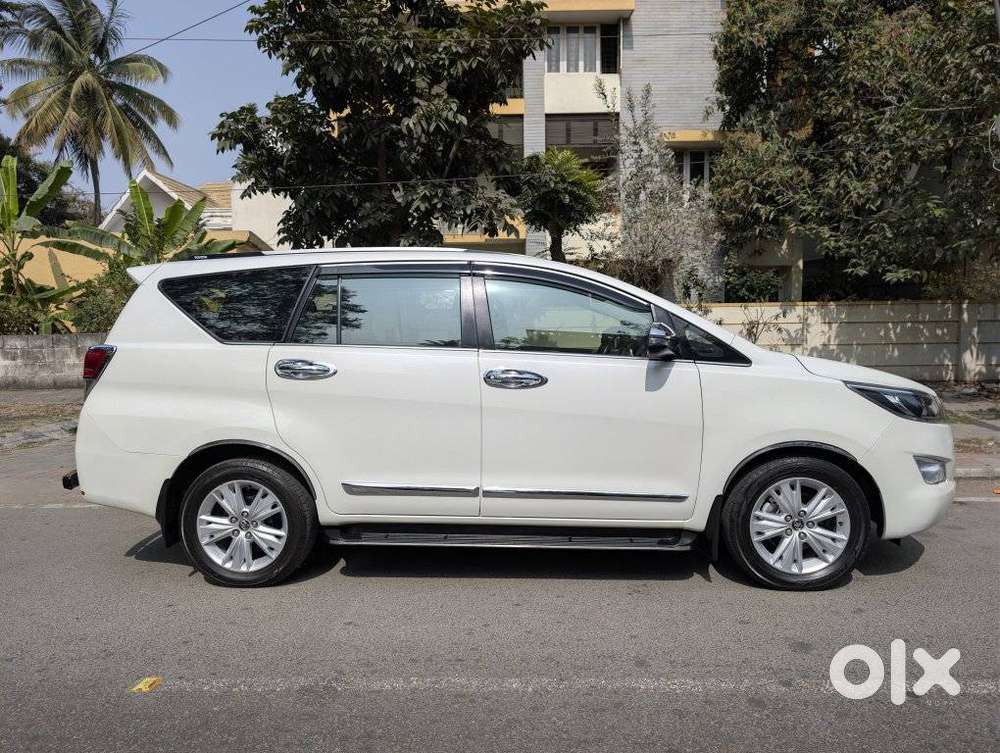 Toyota Innova Crysta 2.8z Automatic, 2019, Diesel