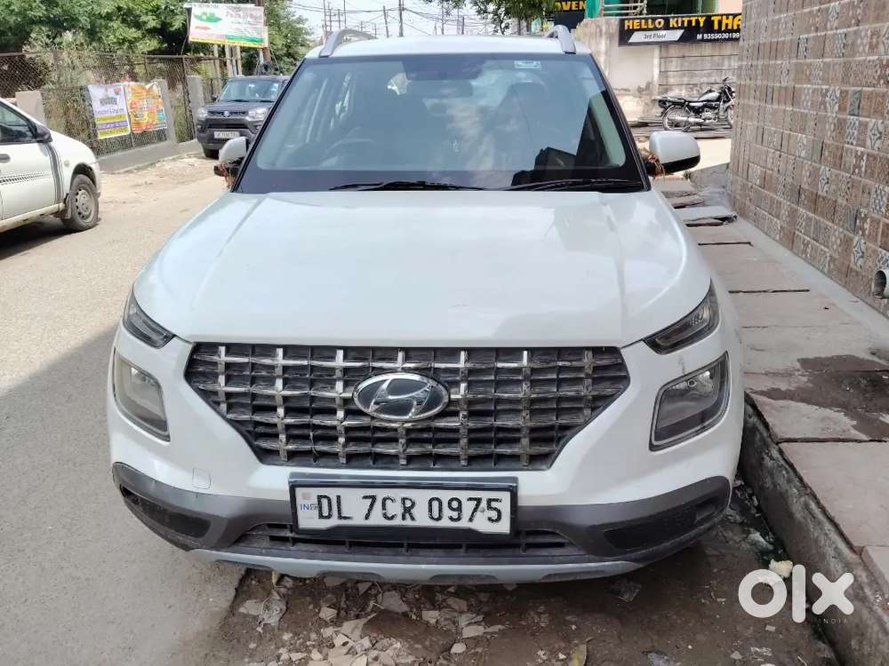 Hyundai Venue Petrol 2019